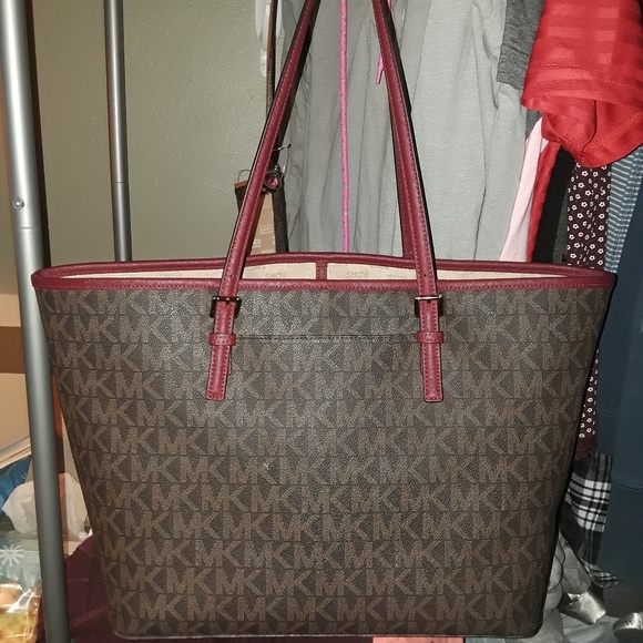 Michael Kors Jet set TRavel tote - Picture 3 of 3